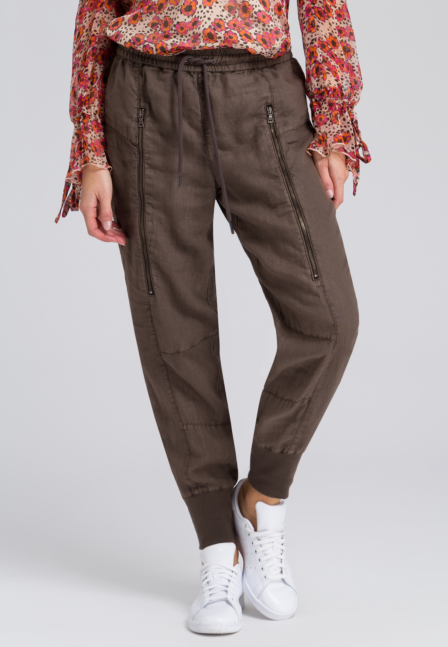 stylish tracksuit bottoms