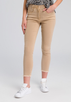 Jeans mit gefranstem Saum