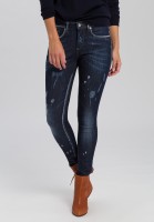 Jeans mit Destroy-Effekten
