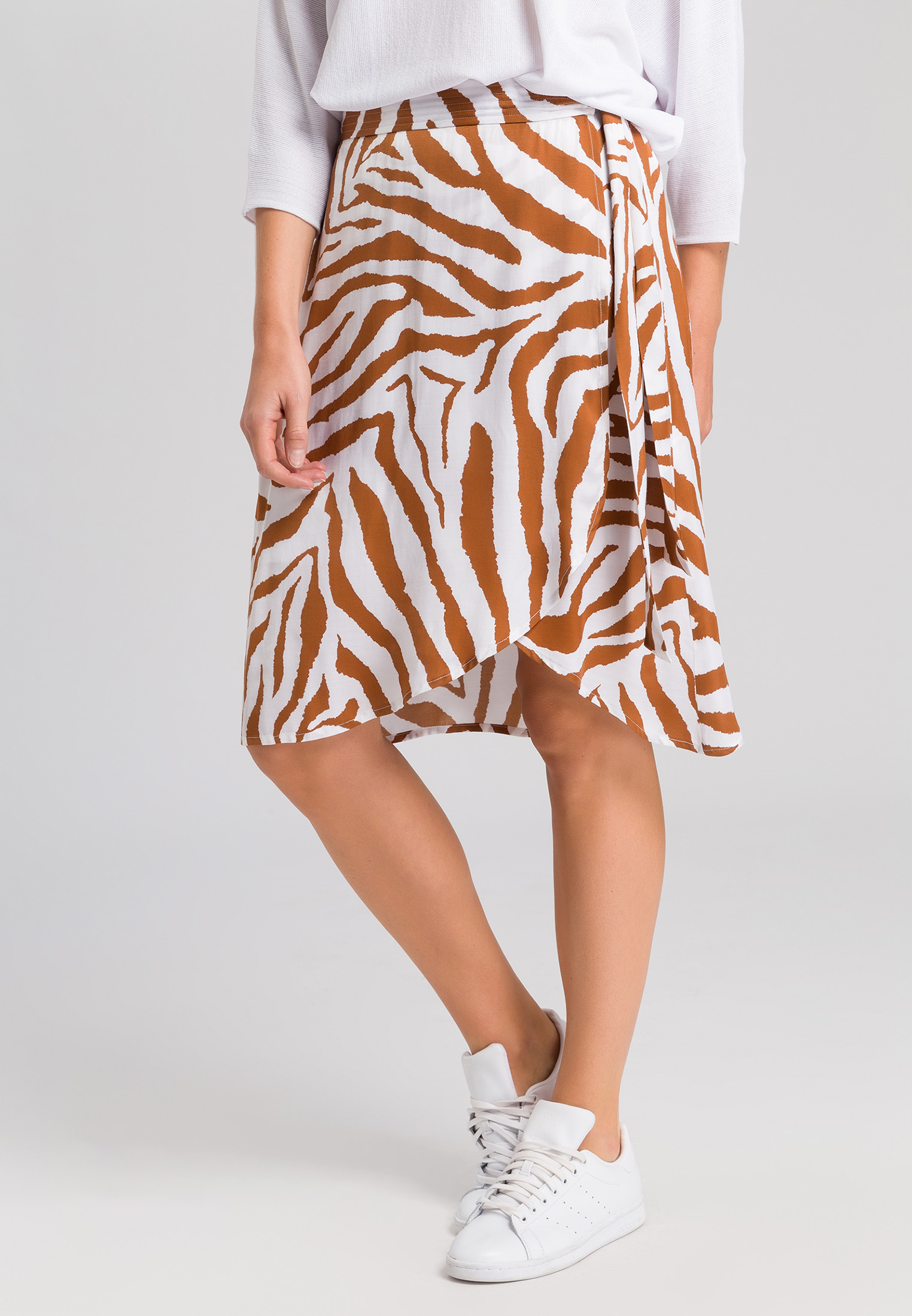 Wrap skirt with tiger pattern Dresses & Skirts Fashion