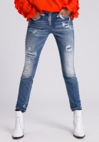 Jeans mit Destroyed-Details