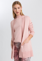 Basicstrickjacke mit Rippendetails