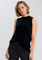Basicstricktop mit Rundhalsausschnitt