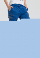 Cargohose mit Nietendetails
