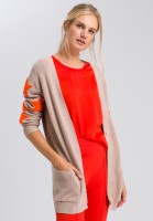 Strickjacke mit Sternen