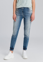 Blue Jeans mit Batiksaum