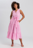 Maxikleid mit Bindegürtel