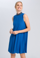 Plisseekleid mit besticktem Kragen