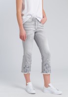 Jeans mit offener Saumkante