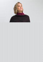 Strickponcho mit Schriftelementen