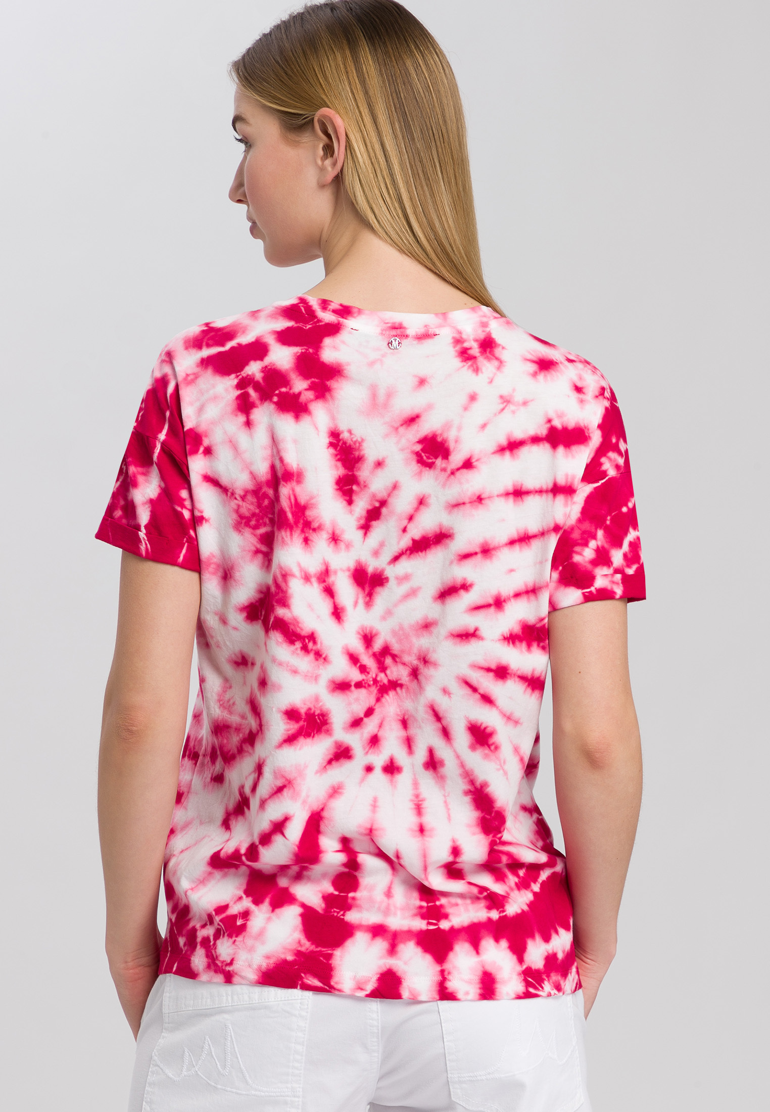 T-shirt with batik pattern and embroidery | Shirts | Fashion