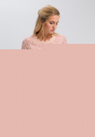 Kleid aus edler Spitze